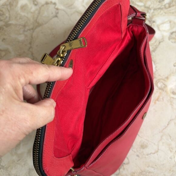 FOSSIL Preston Red Leather Expandable Crossbody Shoulder Bag - Picture 12 of 15